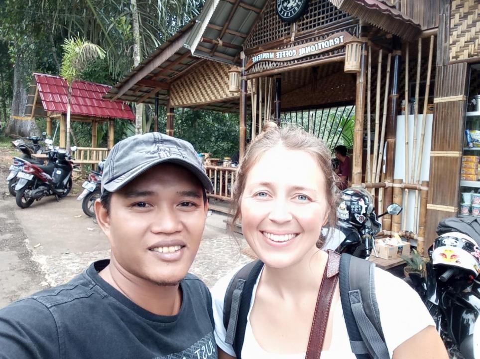 Javalindra Homestay Tour And Travel Banyuwangi  Dış mekan fotoğraf