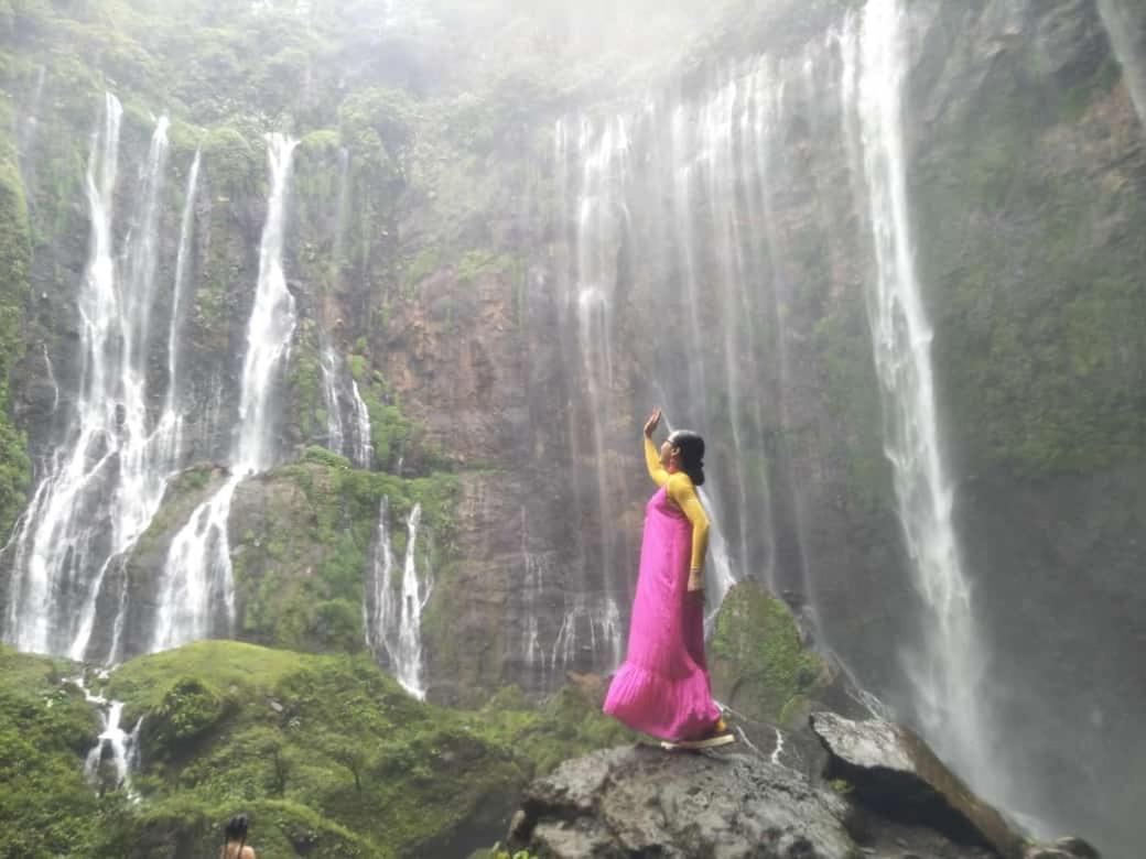 Javalindra Homestay Tour And Travel Banyuwangi  Dış mekan fotoğraf