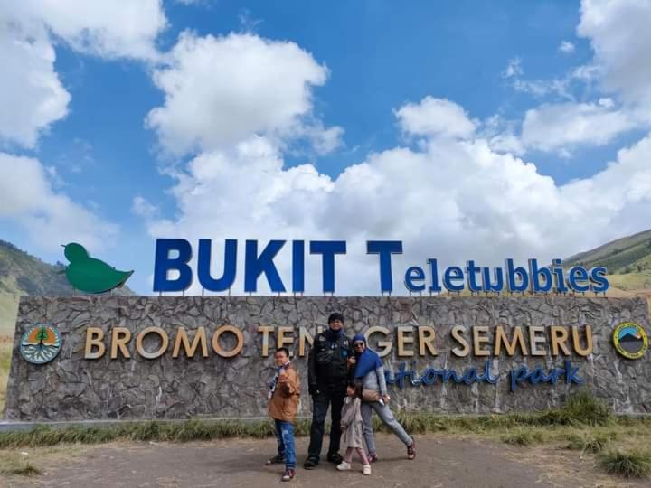 Javalindra Homestay Tour And Travel Banyuwangi  Dış mekan fotoğraf