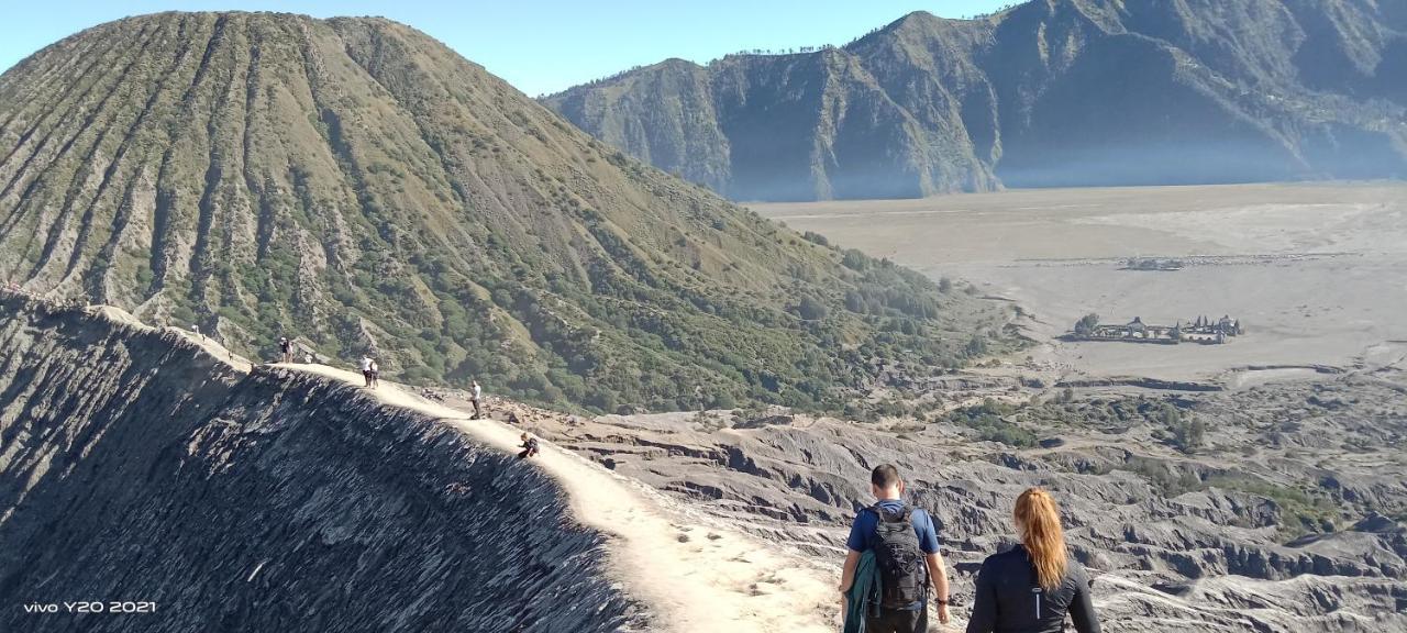 Javalindra Homestay Tour And Travel Banyuwangi  Dış mekan fotoğraf