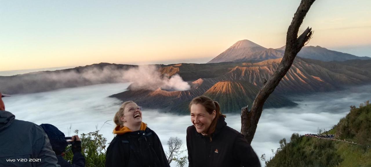 Javalindra Homestay Tour And Travel Banyuwangi  Dış mekan fotoğraf