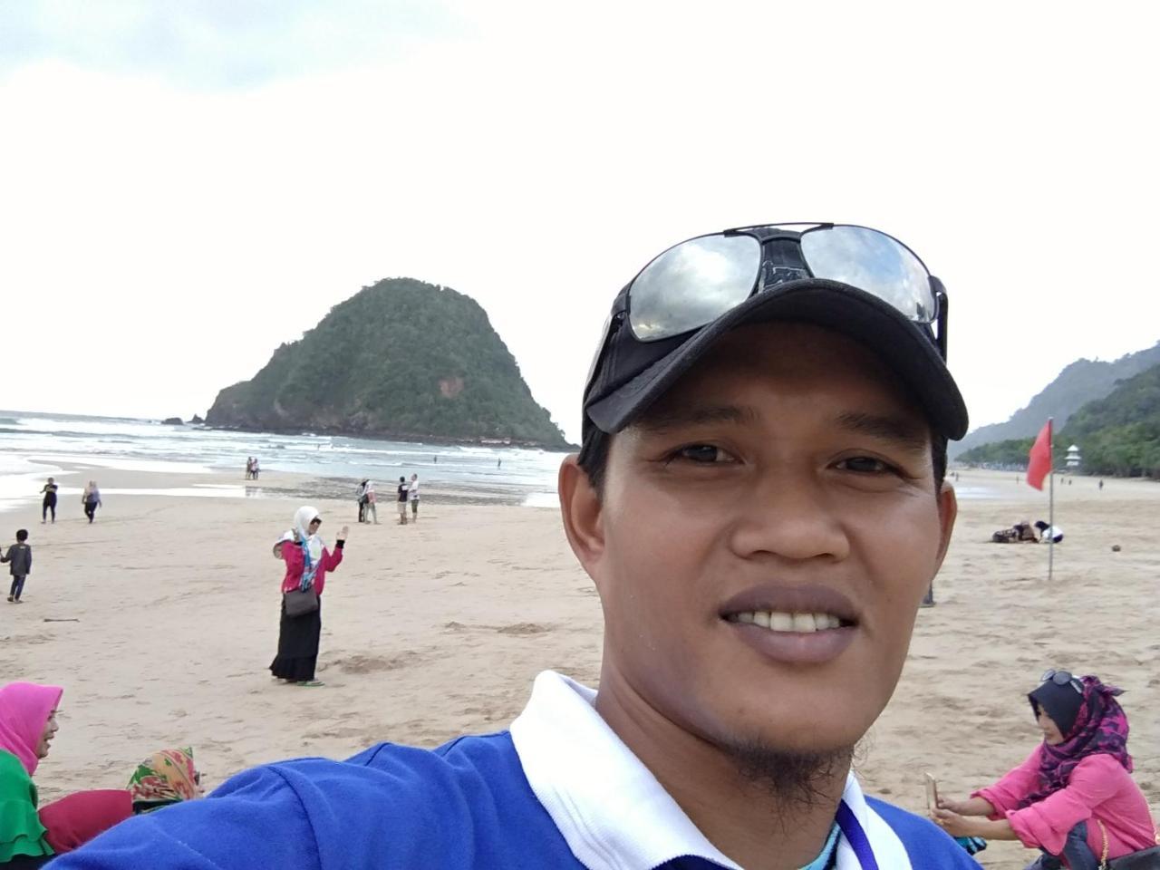 Javalindra Homestay Tour And Travel Banyuwangi  Dış mekan fotoğraf